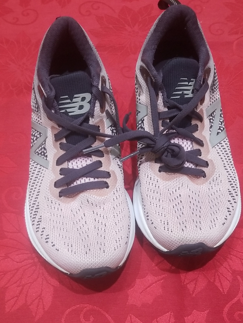 New Balance Women's Pink and Black Athletic Sneakers